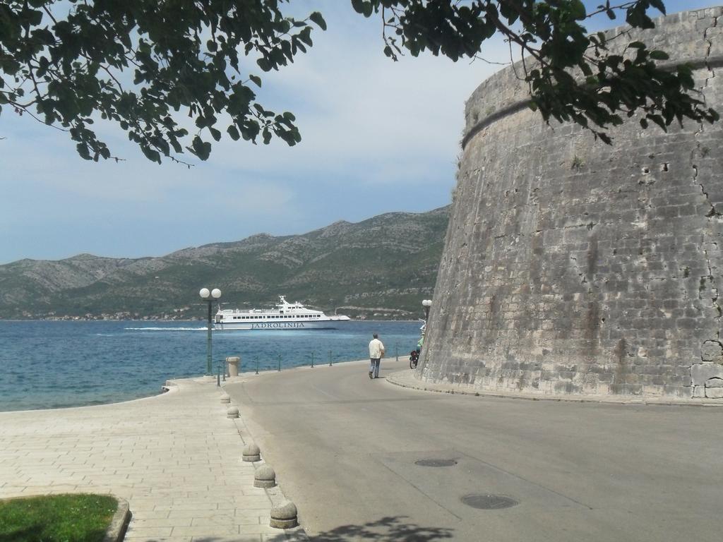 Guest House Leon Korcula Town Exterior photo